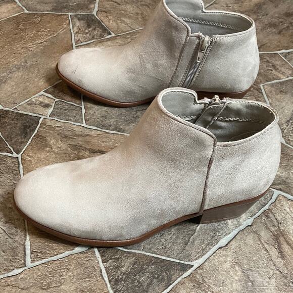 New Wild Diva Gray Ankle Booties Sz 6 - Picture 5 of 11